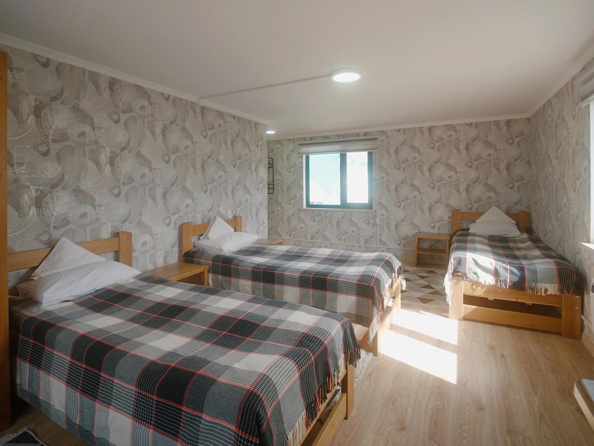 Guesthouse Alakol Karakol Exteriér fotografie